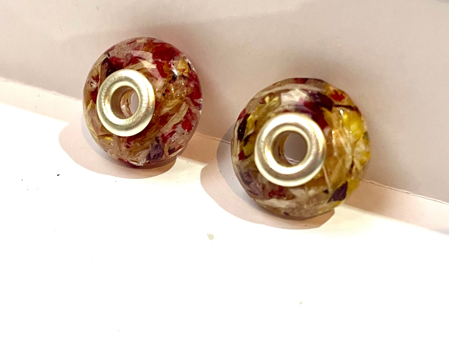 Flower Preservation Pandora-Style Bead | Round or Faceted Resin Charm | Wedding & Memorial Keepsake