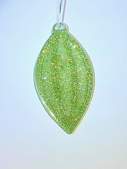 Handmade Druzy Resin Christmas Ornament - Frosted Elegance – Custom Colours Available